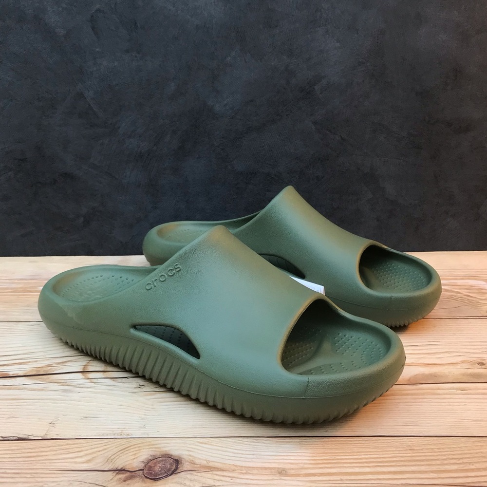 Crocs Mellow Slide - Picture 9 of 16